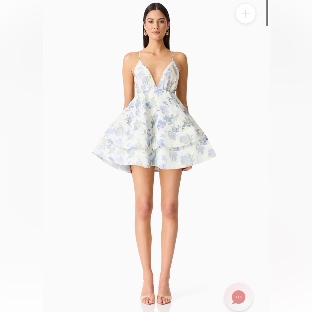 elliatt cleo white & blue floral print tiered fit & flare mini dress small NEW